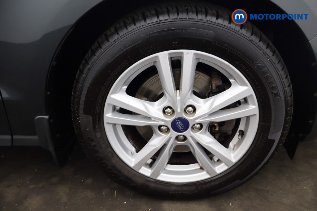 Ford Galaxy Titanium Manual Diesel People Carrier - Stock Number (1639292) - 14th supplementary image