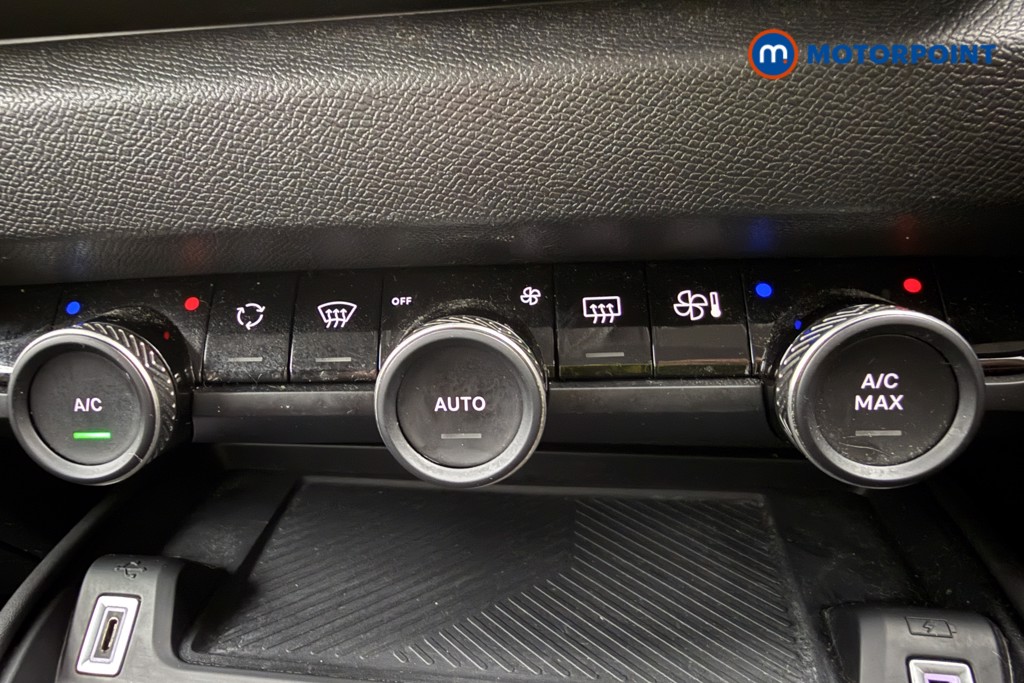 Citroen C4 Sense Plus Manual Petrol Hatchback - Stock Number (1639389) - 17th supplementary image