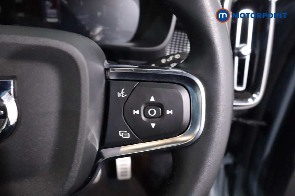 Volvo Xc40 R Design Automatic Petrol SUV - Stock Number (1640015) - 8th supplementary image