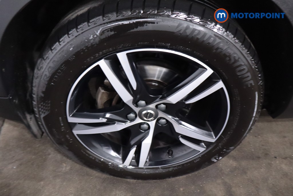 Volvo Xc40 R Design Automatic Petrol SUV - Stock Number (1640015) - 11th supplementary image