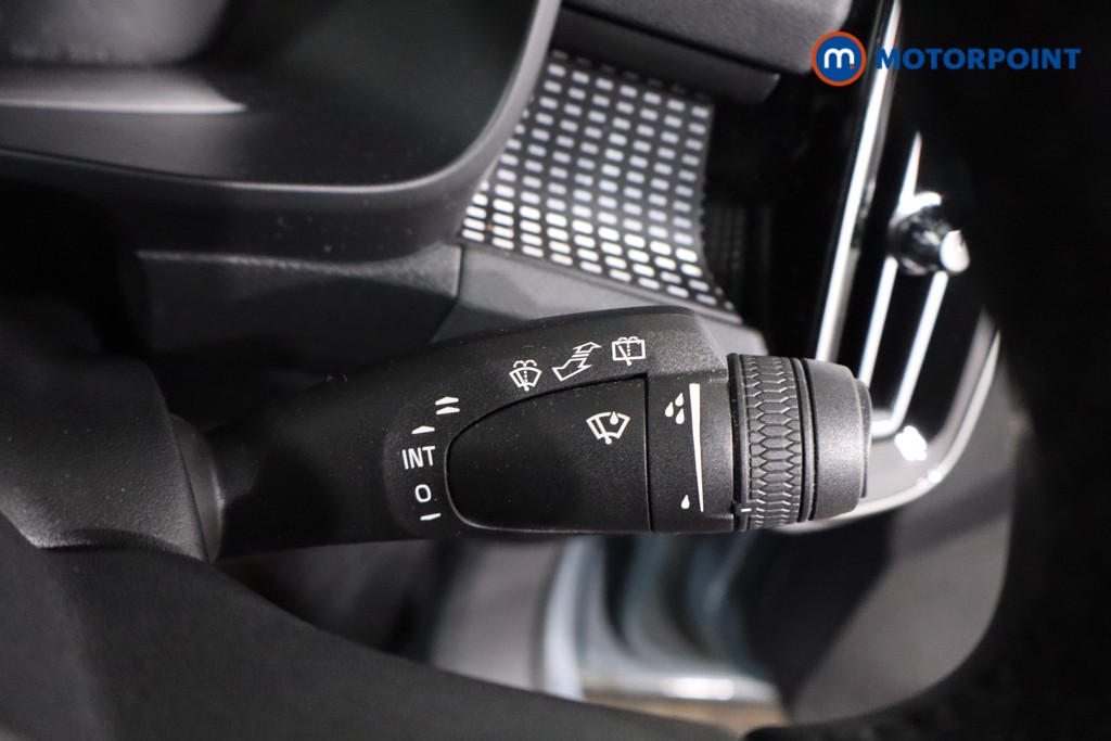 Volvo Xc40 R Design Automatic Petrol SUV - Stock Number (1640015) - 15th supplementary image