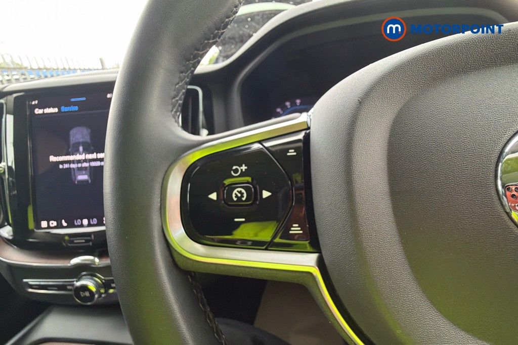 Volvo Xc60 Ultimate Automatic Petrol SUV - Stock Number (1640173) - 3rd supplementary image