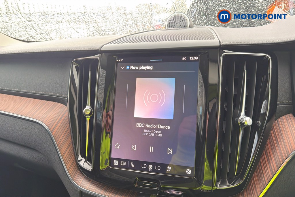 Volvo Xc60 Ultimate Automatic Petrol SUV - Stock Number (1640173) - 9th supplementary image