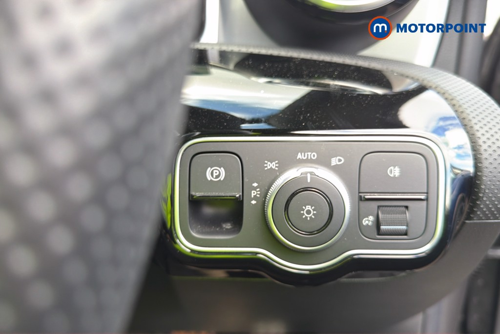 Mercedes-Benz CLA Amg Line Automatic Petrol Coupe - Stock Number (1640221) - 18th supplementary image