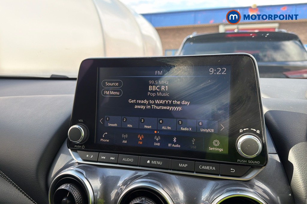 Nissan Juke N-Connecta Manual Petrol SUV - Stock Number (1640228) - 9th supplementary image