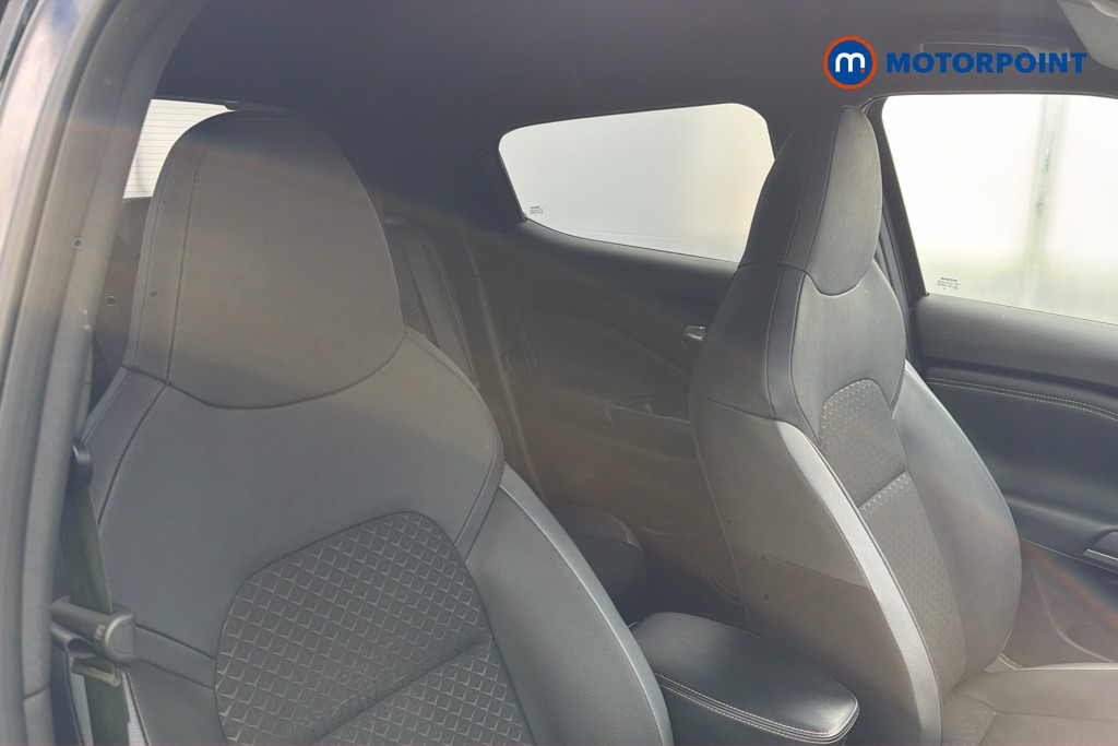 Nissan Juke N-Connecta Manual Petrol SUV - Stock Number (1640228) - 22nd supplementary image