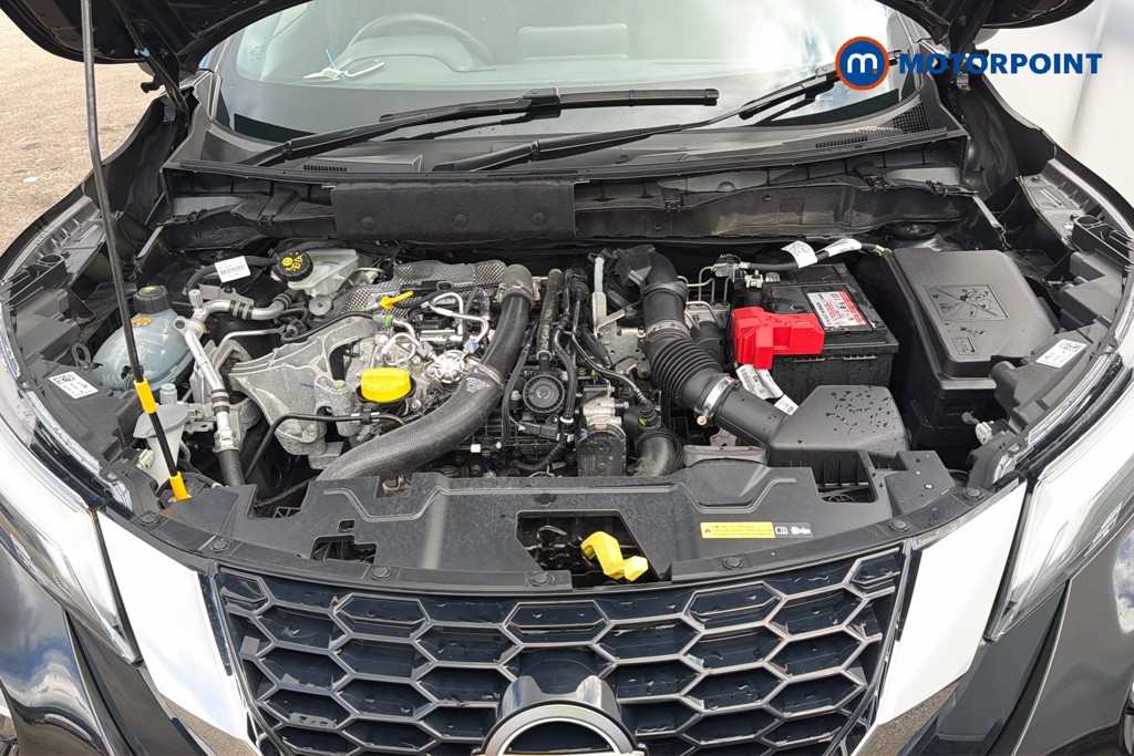 Nissan Juke N-Connecta Manual Petrol SUV - Stock Number (1640228) - 51st supplementary image