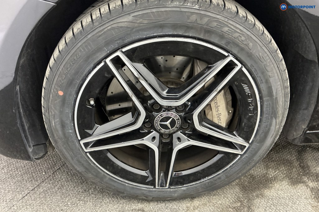 Mercedes-Benz E Class Amg Line Night Edition Automatic Petrol Plug-In Hybrid Saloon - Stock Number (1640298) - 33rd supplementary image