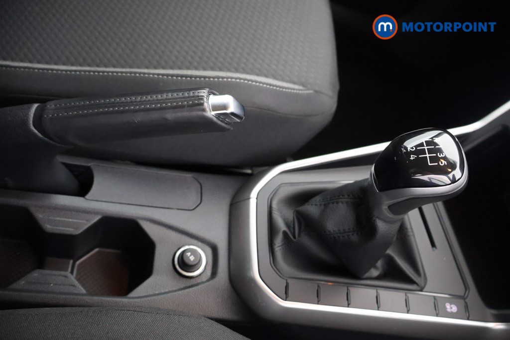 Volkswagen Polo Life Manual Petrol Hatchback - Stock Number (1640698) - 7th supplementary image