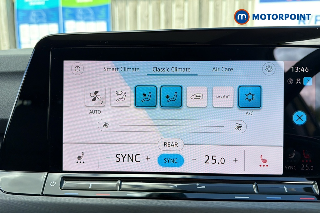 Volkswagen Golf Style Automatic Petrol Hatchback - Stock Number (1640984) - 12th supplementary image