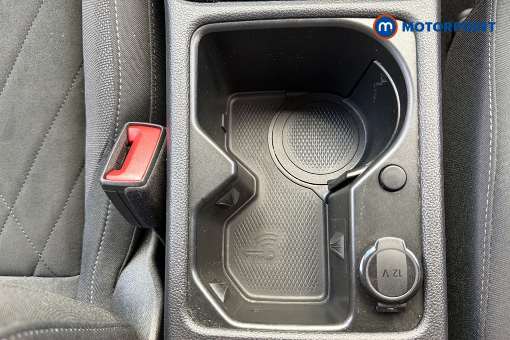 Volkswagen Golf Style Automatic Petrol Hatchback - Stock Number (1640984) - 16th supplementary image