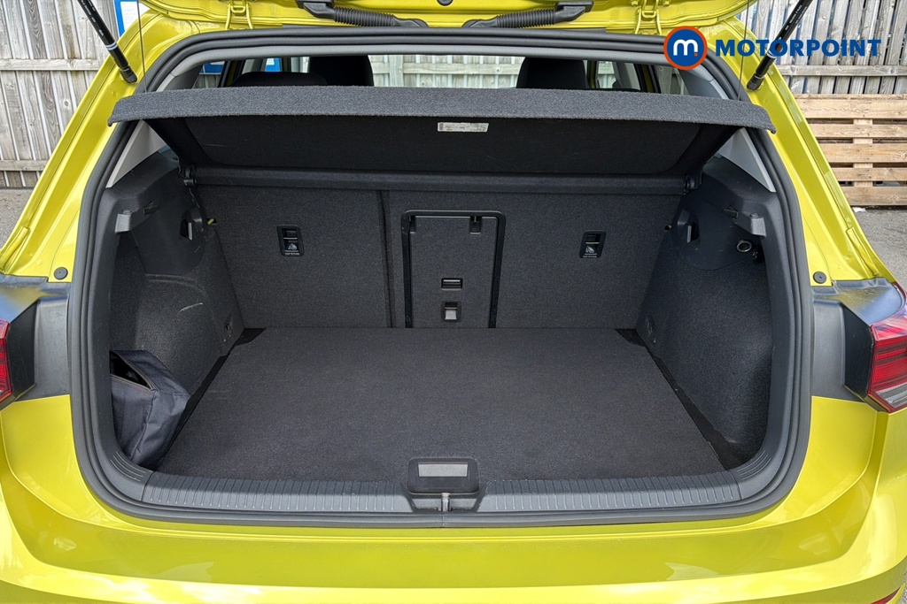Volkswagen Golf Style Automatic Petrol Hatchback - Stock Number (1640984) - 30th supplementary image