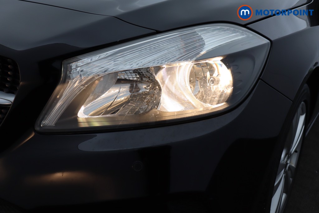 Mercedes-Benz A Class Sport Manual Petrol Hatchback - Stock Number (1641013) - 19th supplementary image