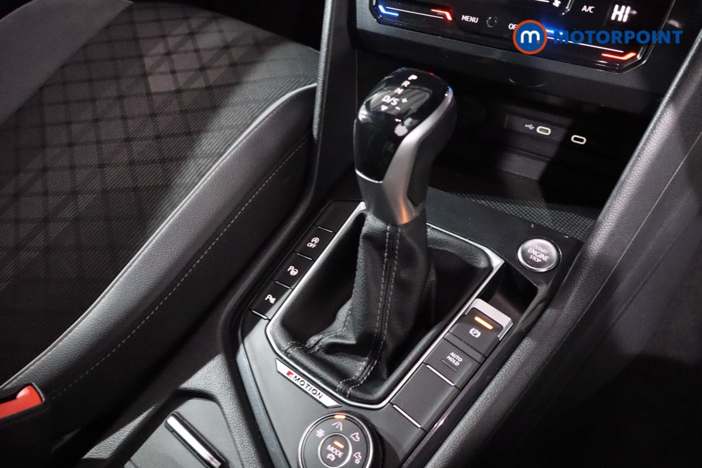 Volkswagen Tiguan R-Line Automatic Petrol SUV - Stock Number (1641115) - 20th supplementary image