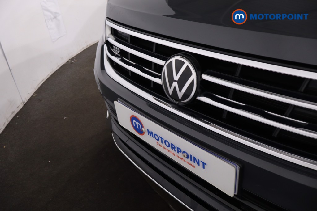 Volkswagen Tiguan R-Line Automatic Petrol SUV - Stock Number (1641115) - 31st supplementary image