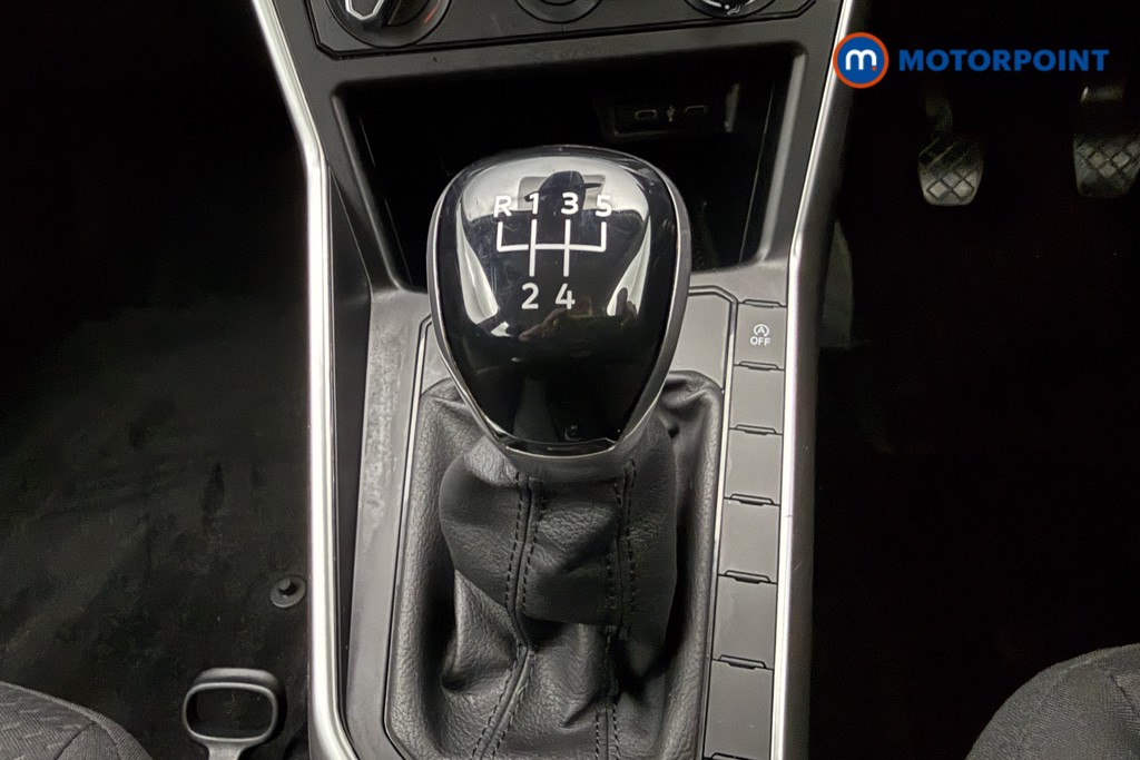 Volkswagen Polo Life Manual Petrol Hatchback - Stock Number (1641204) - 5th supplementary image