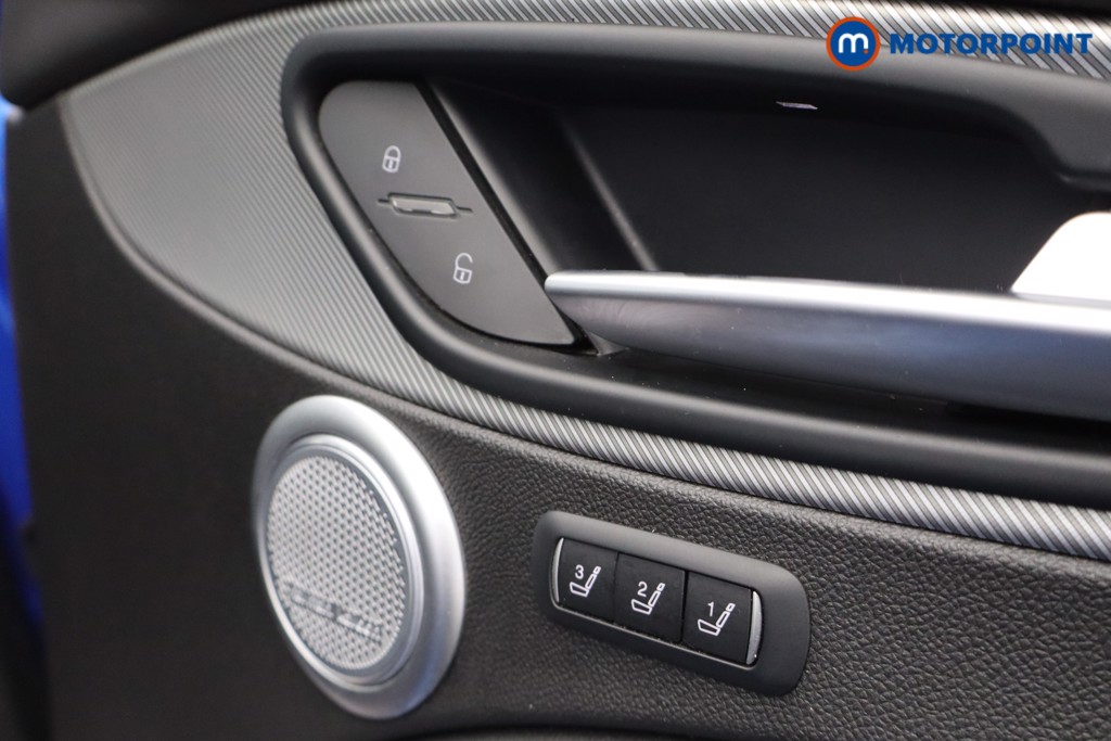 Alfa Romeo Stelvio Veloce Automatic Petrol SUV - Stock Number (1641414) - 4th supplementary image