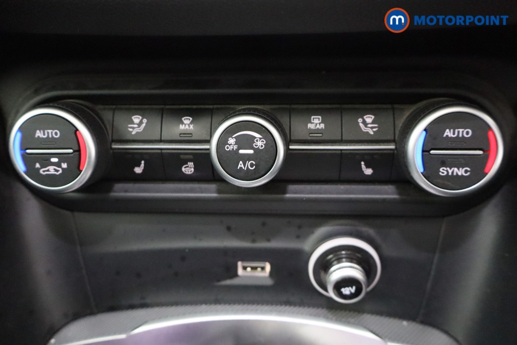 Alfa Romeo Stelvio Veloce Automatic Petrol SUV - Stock Number (1641414) - 13th supplementary image