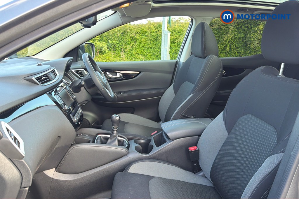 Nissan Qashqai N-Connecta Manual Petrol SUV - Stock Number (1641607) - 22nd supplementary image