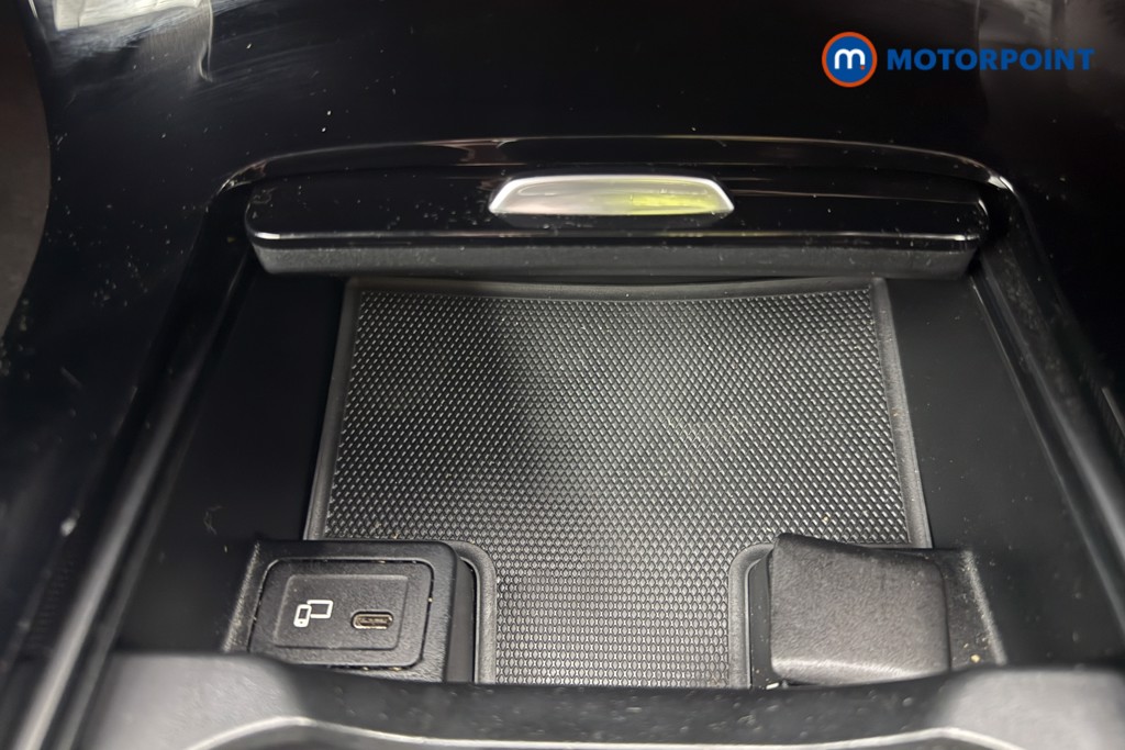 Mercedes-Benz A Class Amg Line Automatic Petrol Hatchback - Stock Number (1641624) - 14th supplementary image
