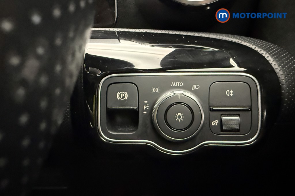 Mercedes-Benz A Class Amg Line Automatic Petrol Hatchback - Stock Number (1641624) - 18th supplementary image