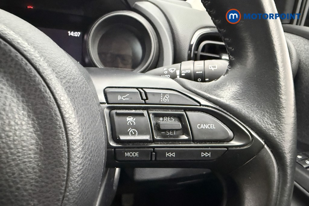 Toyota Yaris Design Automatic Petrol-Electric Hybrid Hatchback - Stock Number (1641654) - 14th supplementary image