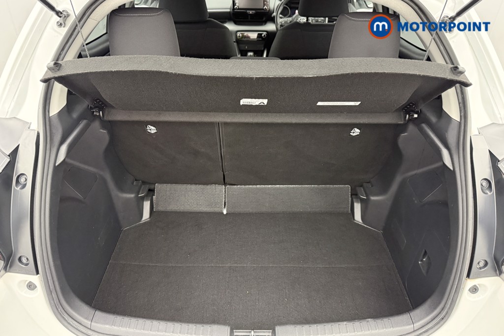 Toyota Yaris Design Automatic Petrol-Electric Hybrid Hatchback - Stock Number (1641654) - 20th supplementary image