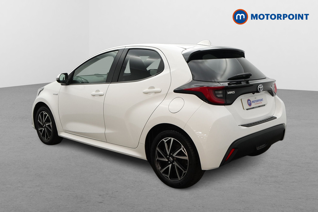 Toyota Yaris Design Automatic Petrol-Electric Hybrid Hatchback - Stock Number (1641654) - Passenger side rear corner