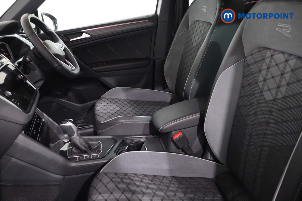 Volkswagen Tiguan R-Line Automatic Petrol SUV - Stock Number (1641687) - 4th supplementary image