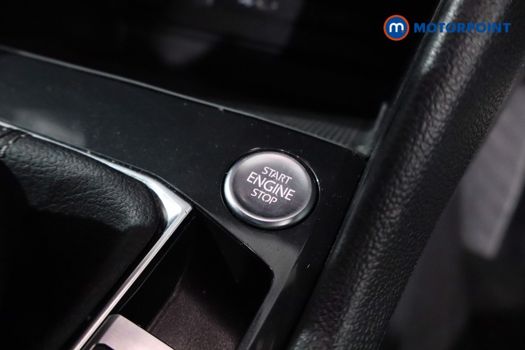 Volkswagen Tiguan R-Line Automatic Petrol SUV - Stock Number (1641687) - 22nd supplementary image