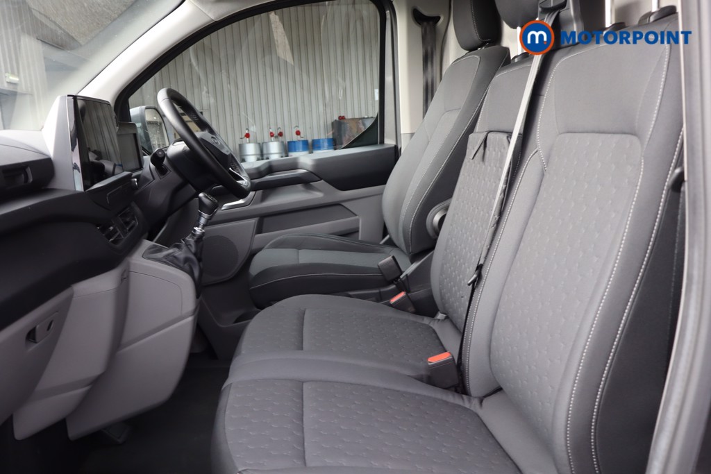 Ford Transit Custom Limited Manual Diesel Panel Van - Stock Number (1641724) - 4th supplementary image