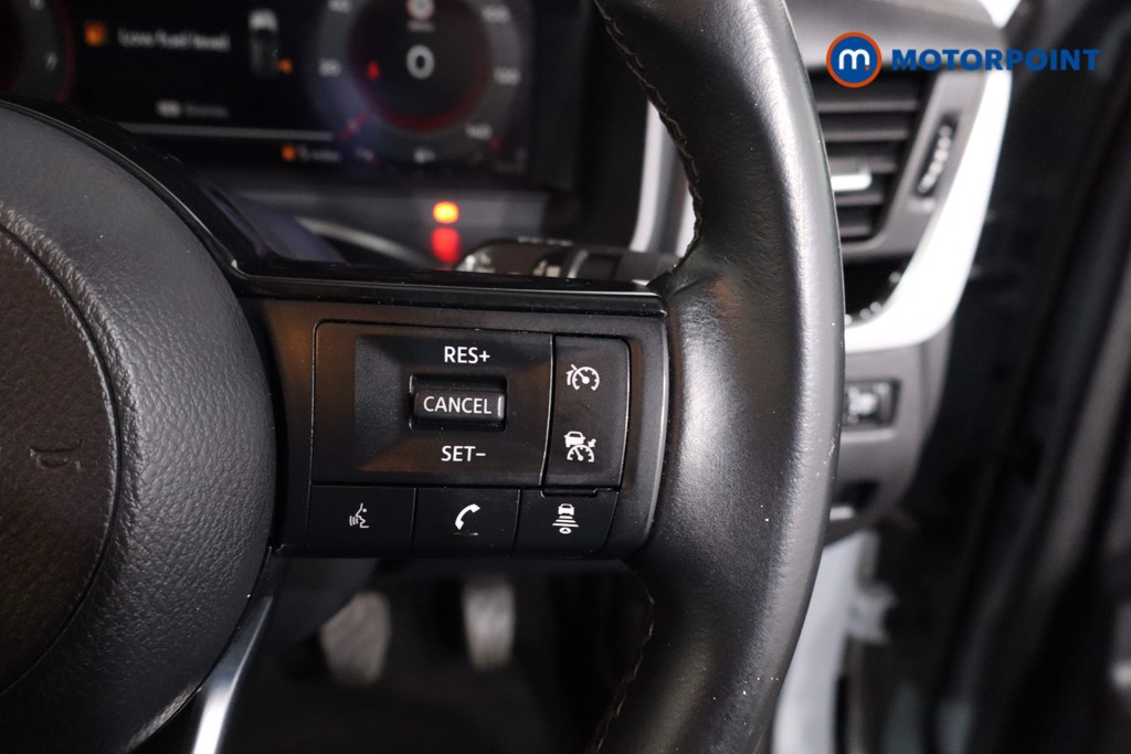 Nissan Qashqai N-Connecta Manual Petrol SUV - Stock Number (1641765) - 8th supplementary image