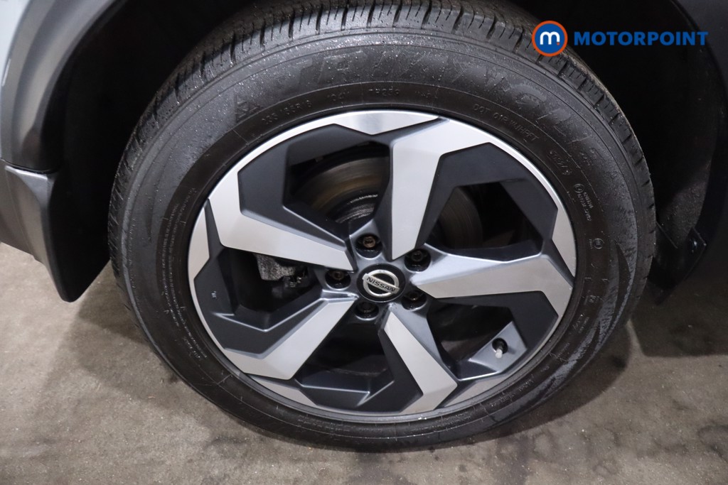 Nissan Qashqai N-Connecta Manual Petrol SUV - Stock Number (1641765) - 10th supplementary image