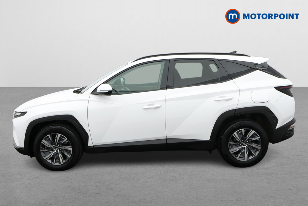 Hyundai Tucson Se Connect Manual Petrol SUV - Stock Number (1641986) - Passenger side
