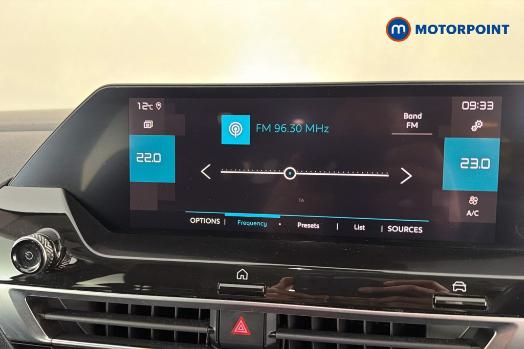 Citroen C4 Shine Manual Petrol Hatchback - Stock Number (1642077) - 9th supplementary image
