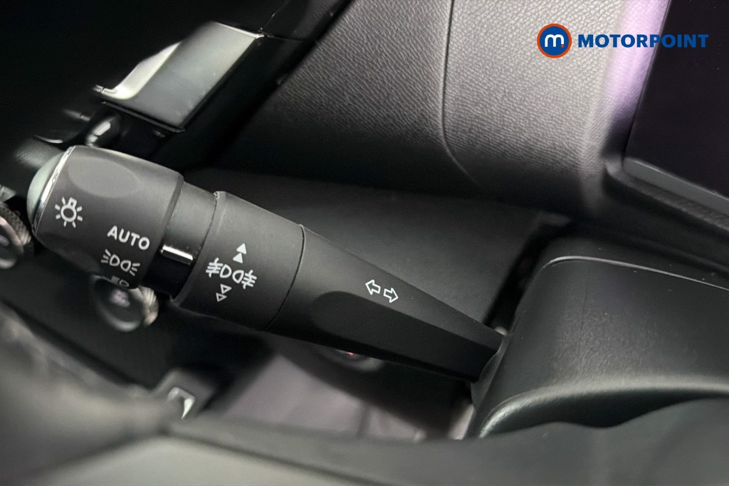 Citroen C4 Shine Manual Petrol Hatchback - Stock Number (1642077) - 18th supplementary image