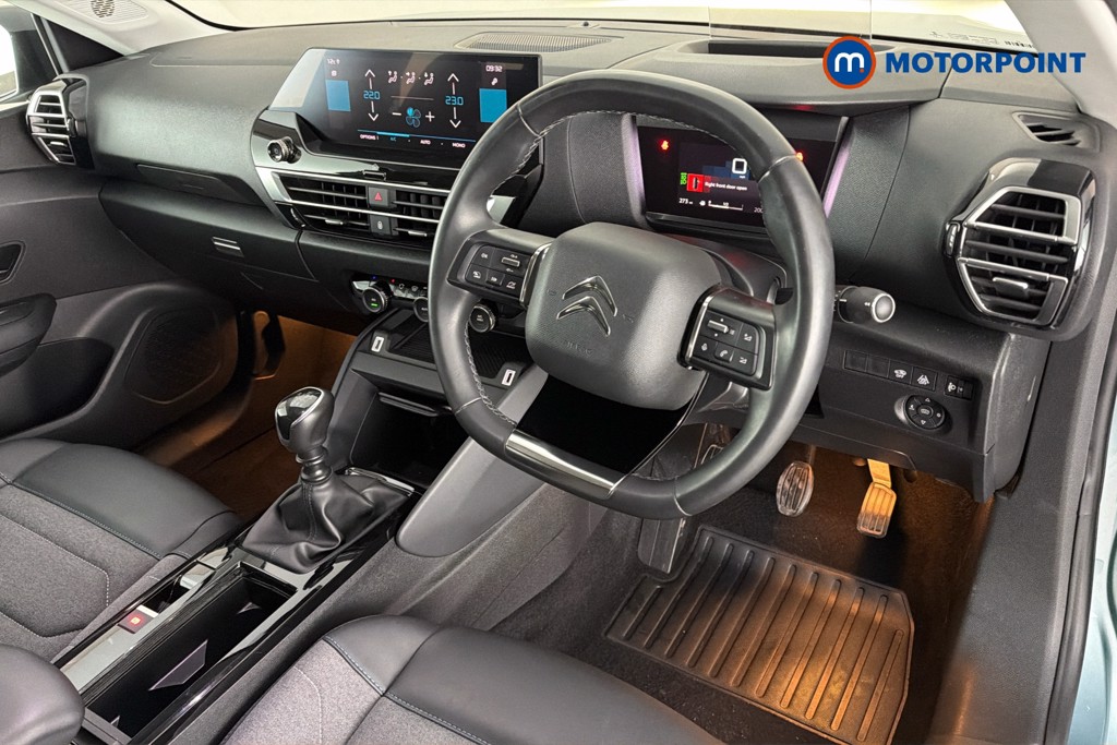 Citroen C4 Shine Manual Petrol Hatchback - Stock Number (1642077) - 1st supplementary image