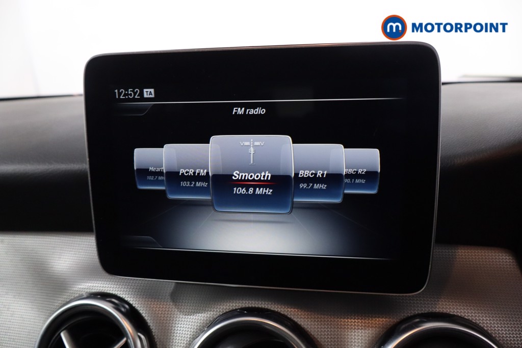 Mercedes-Benz GLA Urban Edition Automatic Petrol SUV - Stock Number (1642124) - 2nd supplementary image