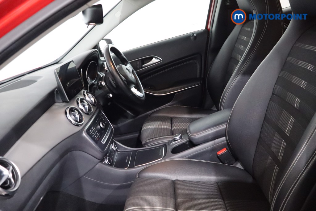 Mercedes-Benz GLA Urban Edition Automatic Petrol SUV - Stock Number (1642124) - 4th supplementary image