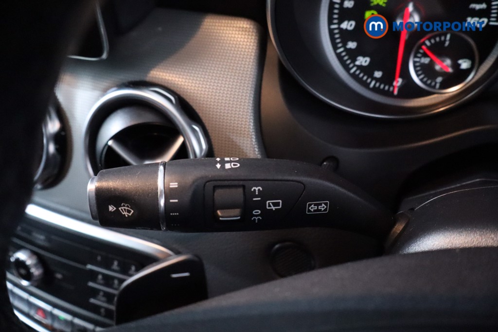 Mercedes-Benz GLA Urban Edition Automatic Petrol SUV - Stock Number (1642124) - 14th supplementary image