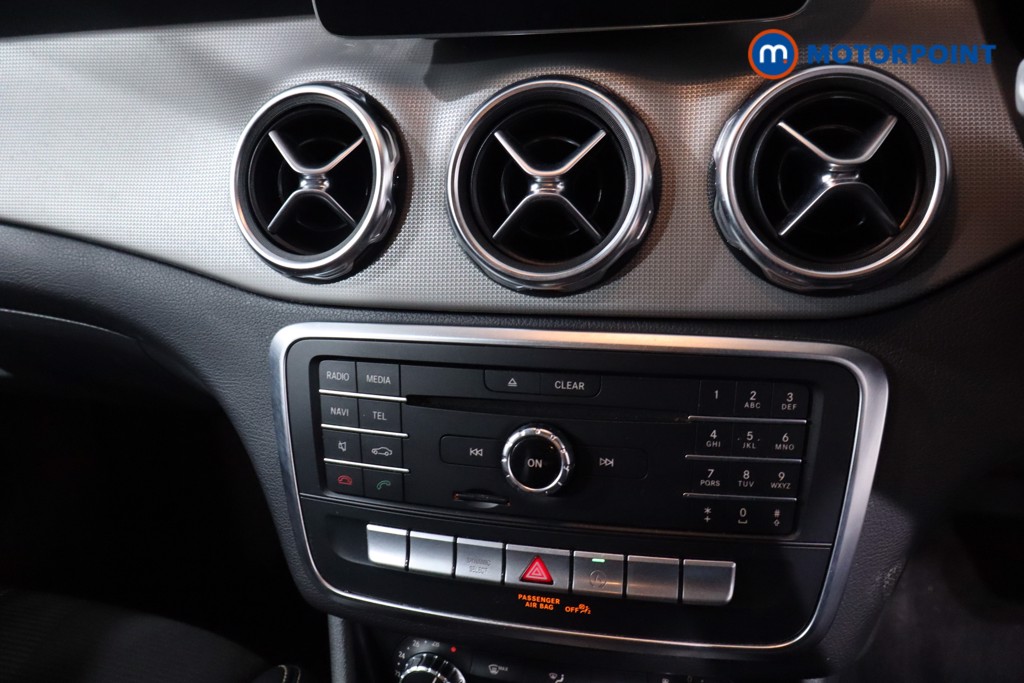 Mercedes-Benz GLA Urban Edition Automatic Petrol SUV - Stock Number (1642124) - 18th supplementary image