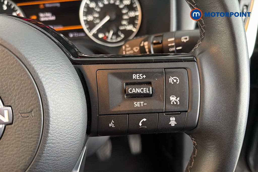Nissan Qashqai Acenta Premium Manual Petrol SUV - Stock Number (1642153) - 4th supplementary image