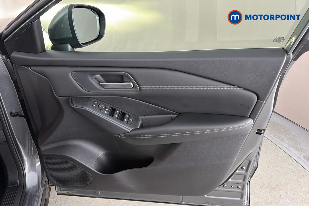 Nissan Qashqai Acenta Premium Manual Petrol SUV - Stock Number (1642153) - 19th supplementary image