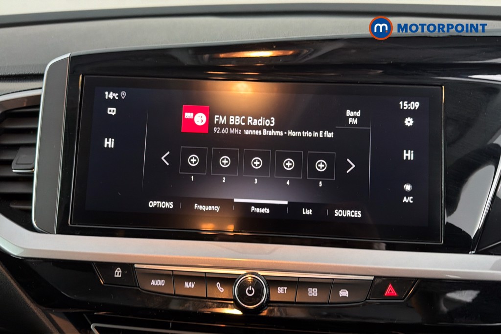 Vauxhall Grandland Ultimate Manual Petrol SUV - Stock Number (1642562) - 9th supplementary image