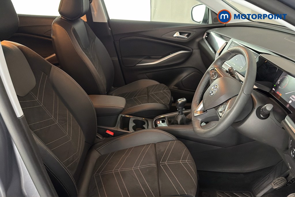 Vauxhall Grandland Ultimate Manual Petrol SUV - Stock Number (1642562) - 22nd supplementary image