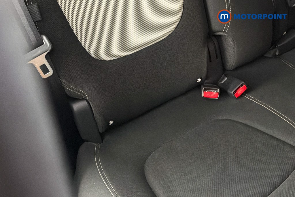 Renault Captur Iconic Manual Petrol SUV - Stock Number (1642794) - 29th supplementary image