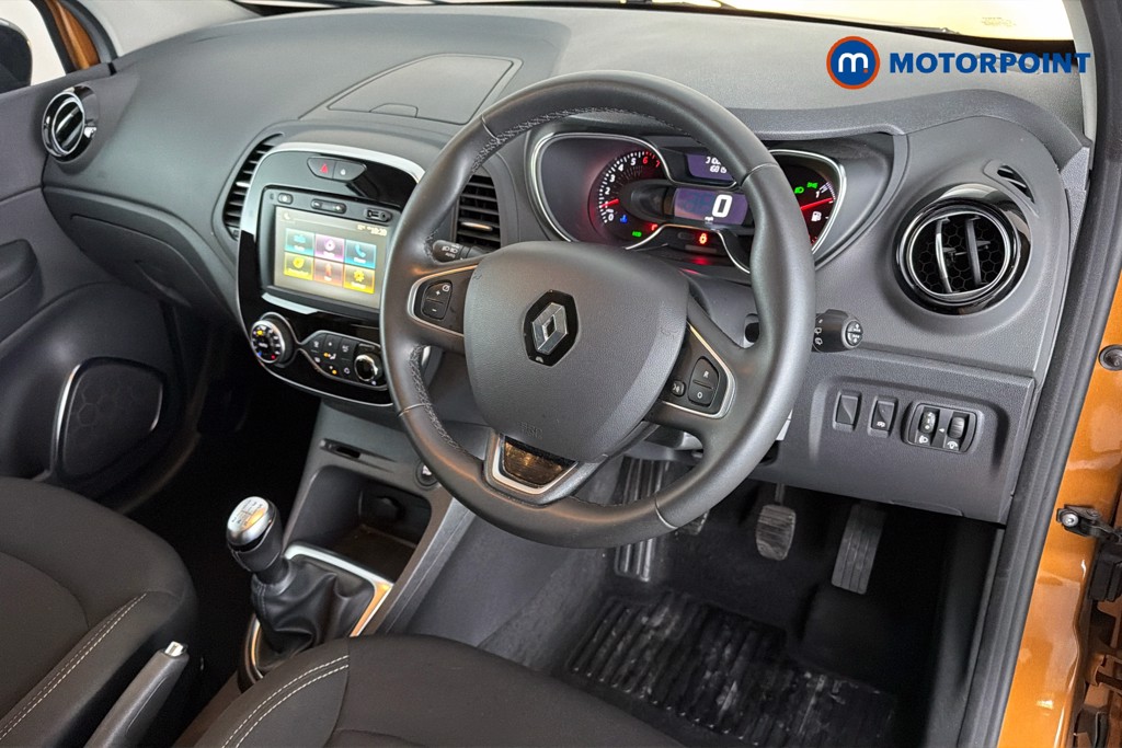 Renault Captur Iconic Manual Petrol SUV - Stock Number (1642794) - 1st supplementary image