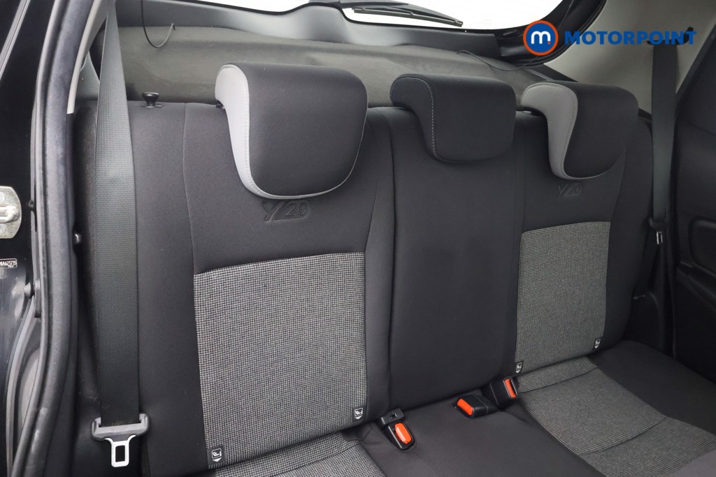 Toyota Yaris Y20 Automatic Petrol-Electric Hybrid Hatchback - Stock Number (1642837) - 11th supplementary image