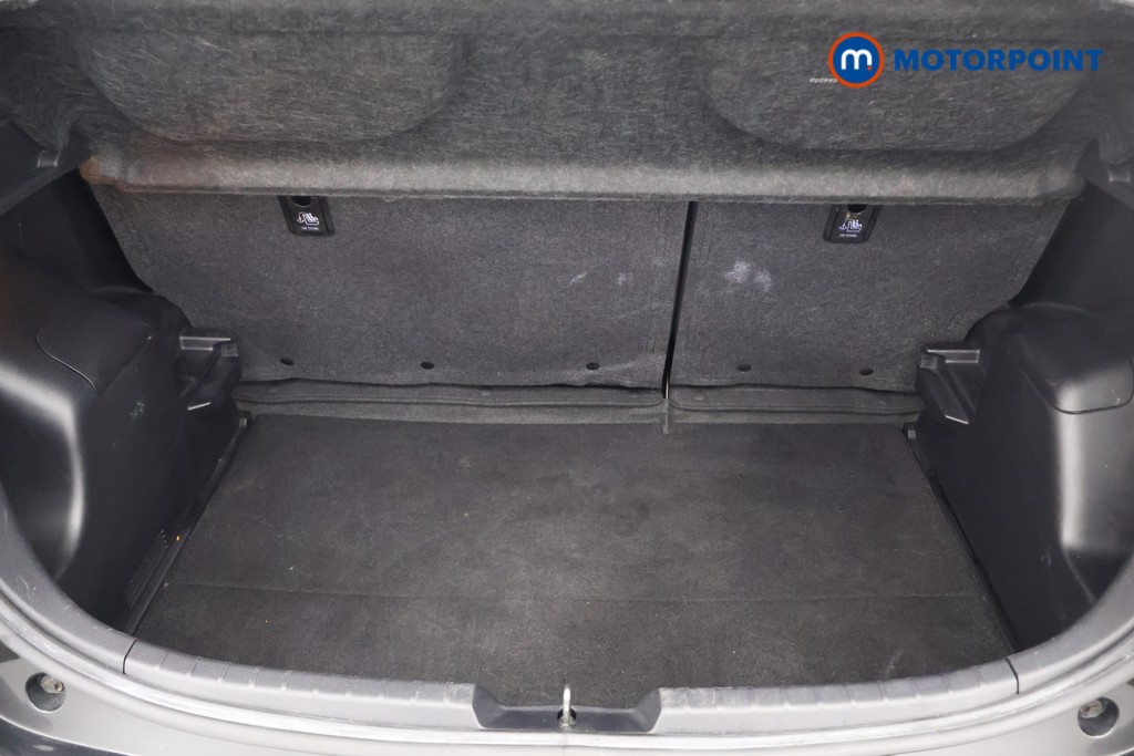 Toyota Yaris Y20 Automatic Petrol-Electric Hybrid Hatchback - Stock Number (1642837) - 12th supplementary image