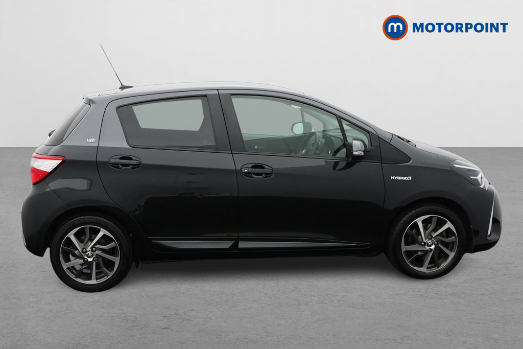 Toyota Yaris Y20 Automatic Petrol-Electric Hybrid Hatchback - Stock Number (1642837) - Drivers side